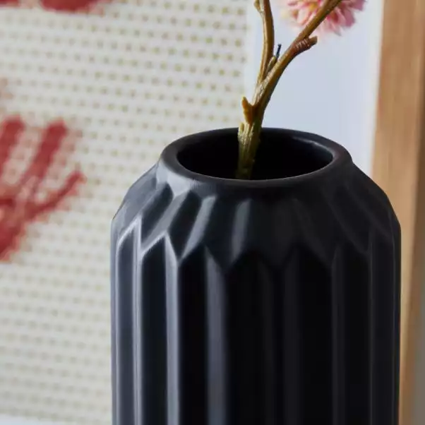 Dunelm Fluted Vase 25cm Black 2 Dunelm Fluted Vase 25cm Black - Image 2