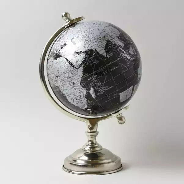 Decor Black And Silver Globe 1 Decor Black And Silver Globe
