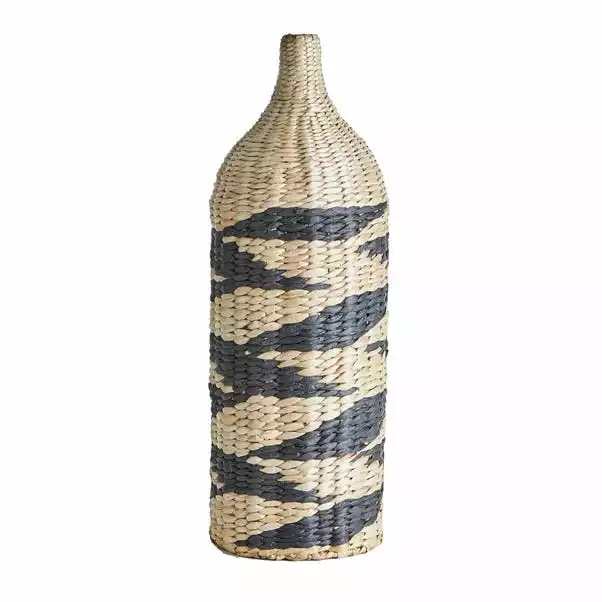 Dunelm Large Woven Bottle Vase 3 Dunelm Large Woven Bottle Vase - Image 3