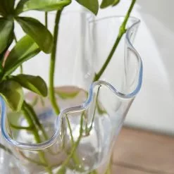 Dunelm Large Glass Handkerchief Vase 6 Dunelm Large Glass Handkerchief Vase -VibeAura Shop 30686056 alt02