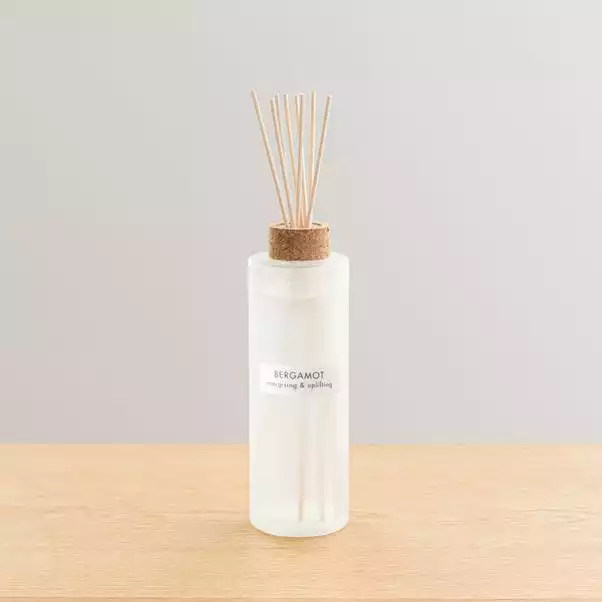 The Edited Life Wellness 400ml Bergamot Oil Diffuser Refill 2 The Edited Life Wellness 400ml Bergamot Oil Diffuser Refill - Image 2