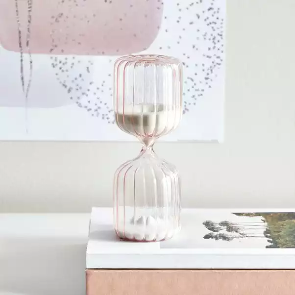 Dunelm Pink 15 Minute Sand Timer 1 Dunelm Pink 15 Minute Sand Timer