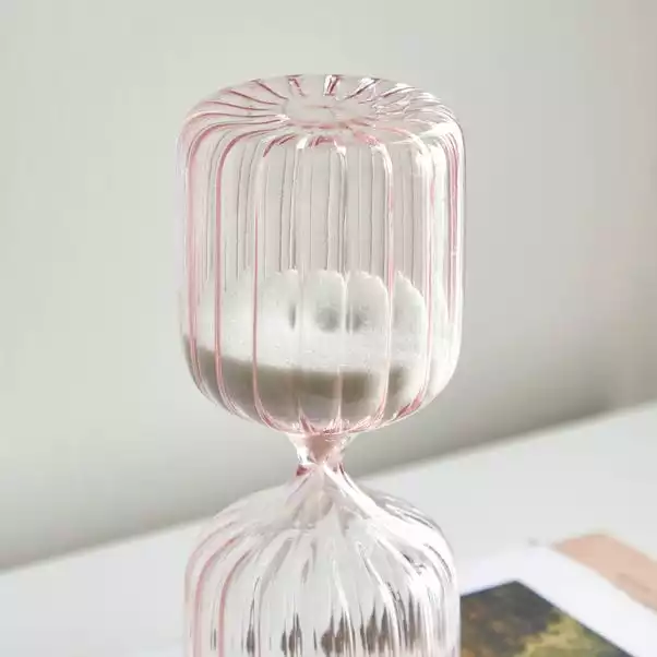Dunelm Pink 15 Minute Sand Timer 2 Dunelm Pink 15 Minute Sand Timer - Image 2