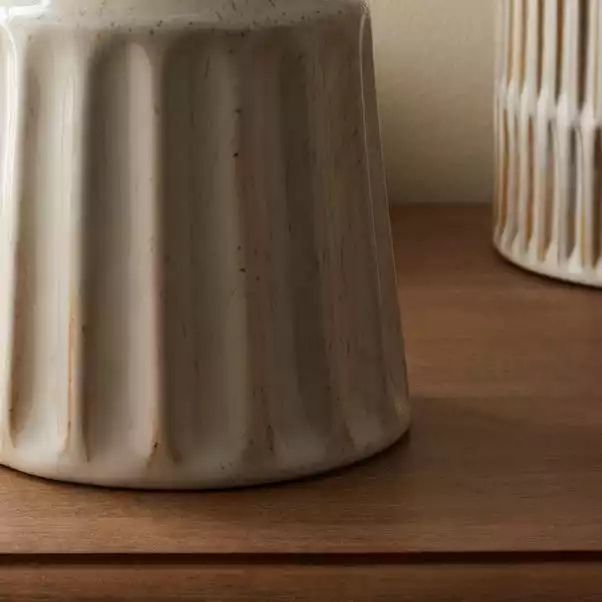 Dunelm Concave Vase Cream 17cm 3 Dunelm Concave Vase Cream 17cm - Image 3