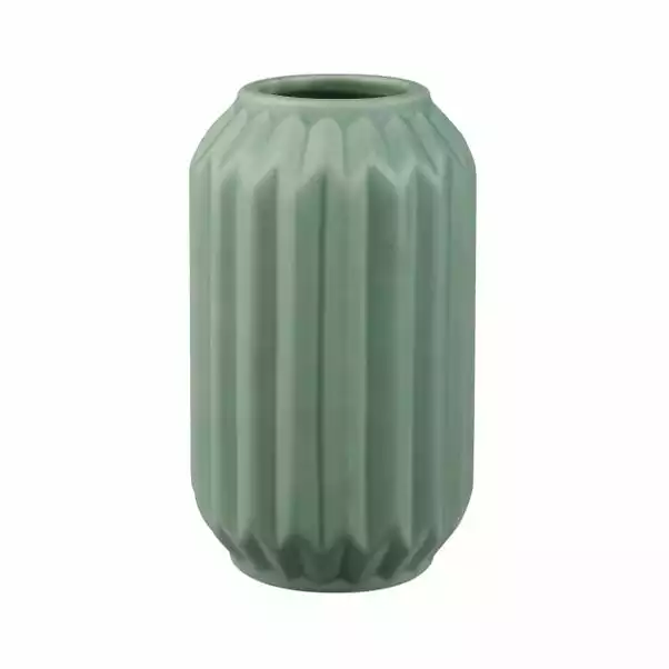 Dunelm Fluted Vase 14cm Sage 4 Dunelm Fluted Vase 14cm Sage - Image 4