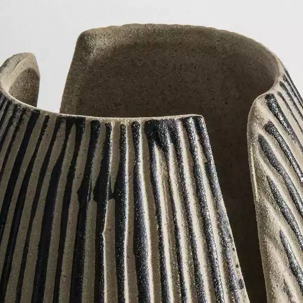 Cedar & Sage Large Stripe Vase 2 Cedar & Sage Large Stripe Vase - Image 2