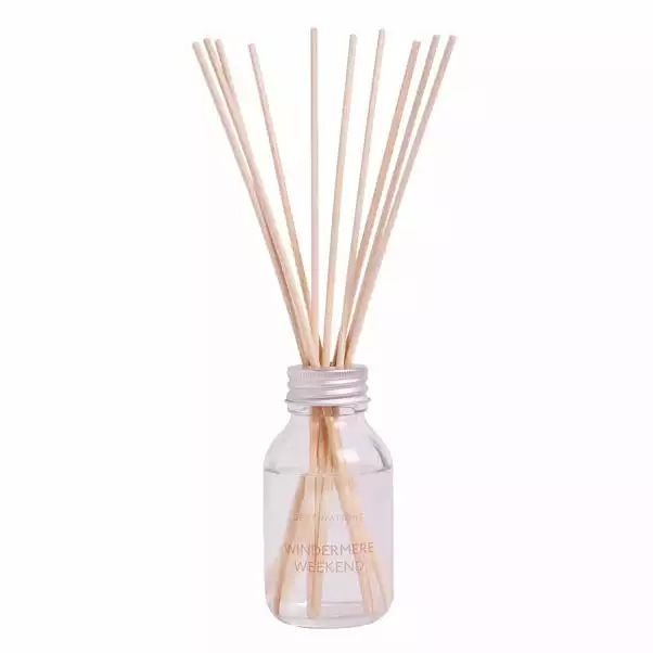 Wax Lyrical Windermere Weekend Diffuser 100ml 3 Wax Lyrical Windermere Weekend Diffuser 100ml - Image 3