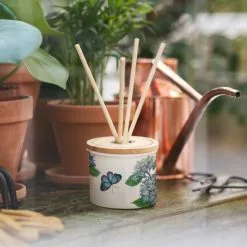 Portmeirion Botanic Garden Hydrangea 200ml Reed Diffuser 7 Portmeirion Botanic Garden Hydrangea 200ml Reed Diffuser -VibeAura Shop 30788909 alt03