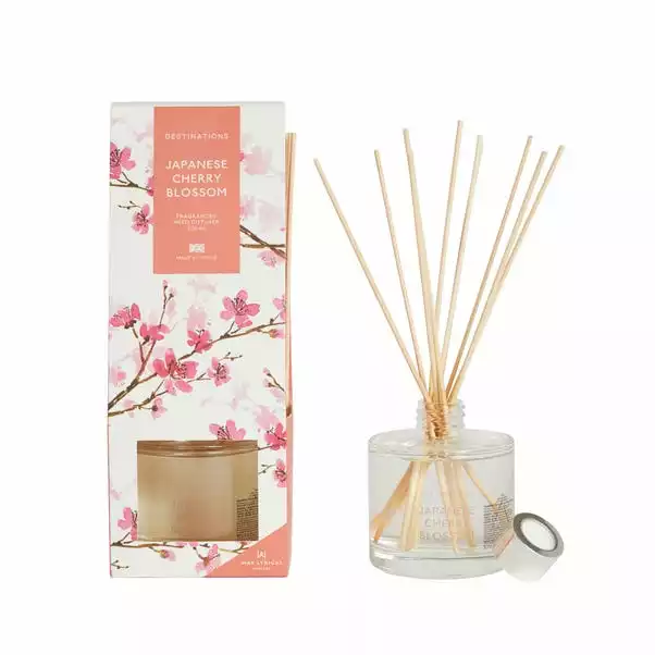 Wax Lyrical Japanese Cherry Blossom Diffuser 200ml 3 Wax Lyrical Japanese Cherry Blossom Diffuser 200ml - Image 3