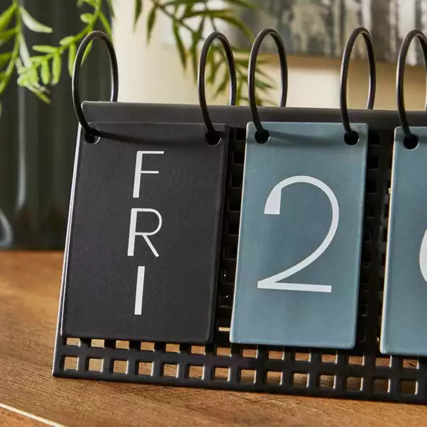 Dunelm Smart Industrial Calendar Block 2 Dunelm Smart Industrial Calendar Block - Image 2