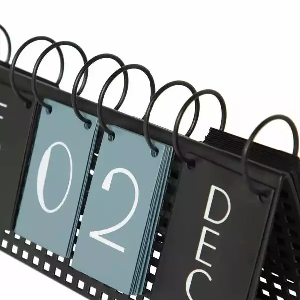 Dunelm Smart Industrial Calendar Block 3 Dunelm Smart Industrial Calendar Block - Image 3